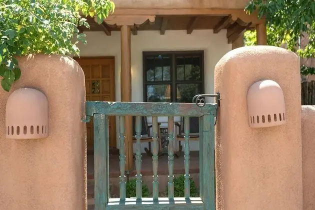 Casa Artista - A Work Of Art, One Block to Canyon Rd