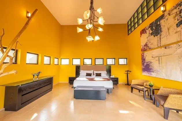 Casa Ave del Risco (Villa con río y cascada al interior) - Oda