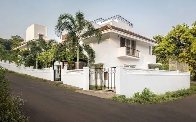 Villa Casa Baga by Iksha