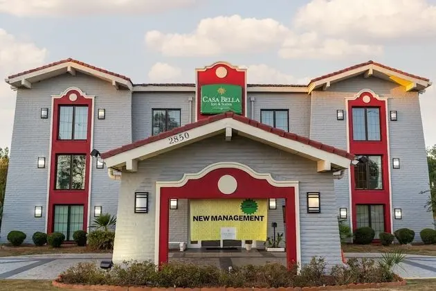 Casa Bella Inn & Suites - Dış Mekan
