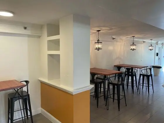 Casa Bella Inn & Suites - Lobi