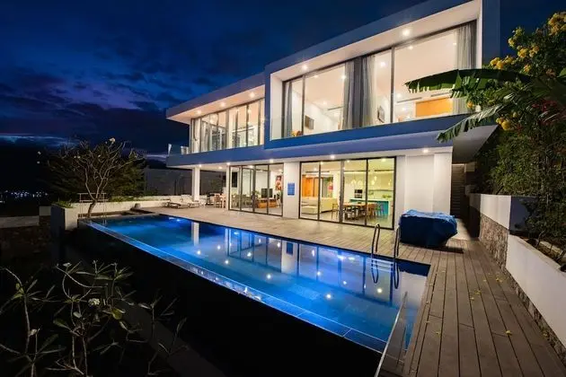 Casa Blanca Villas