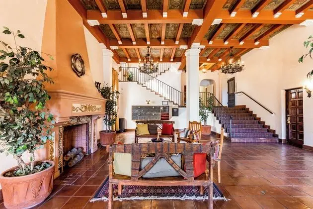 Casa Bonita Apartments - Lobi