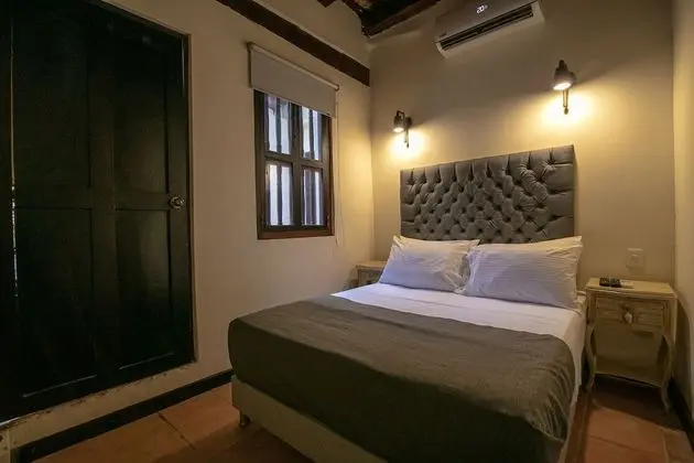 Casa Bugó - Oda