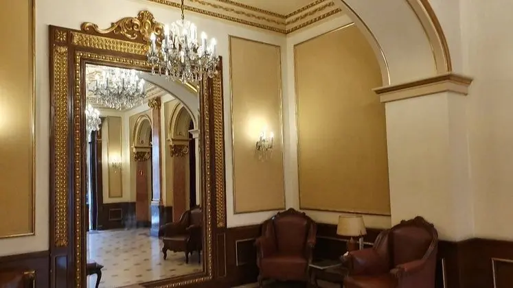 Hotel Casa Capsa - Lobi