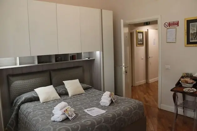 Casa Claudia Giulio Cesare