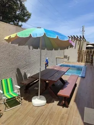 Casa com Piscina 5 Minutos da Praia do Marceneiro
