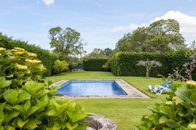 Casa com Piscina e Bungalow em Esposende by Izibookings - Havuz