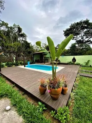 Casa com Piscina na Praia do Rosa