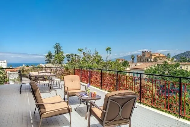 Casa Crawford 3 Bedrooms Rooftop Apartment With Lift Large Terrace Views Wifi A C 5 Mins From the Beach