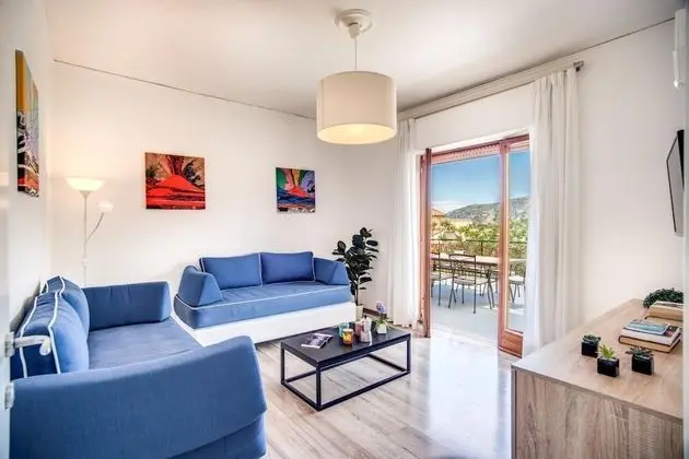 Casa Crawford 3 Bedrooms Rooftop Apartment With Lift Large Terrace Views Wifi A C 5 Mins From the Beach - Oda
