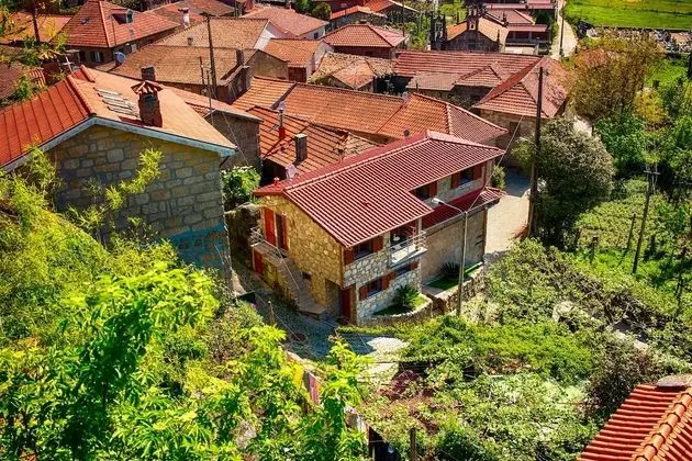 Casa da fonte - Öne Çıkan Resim