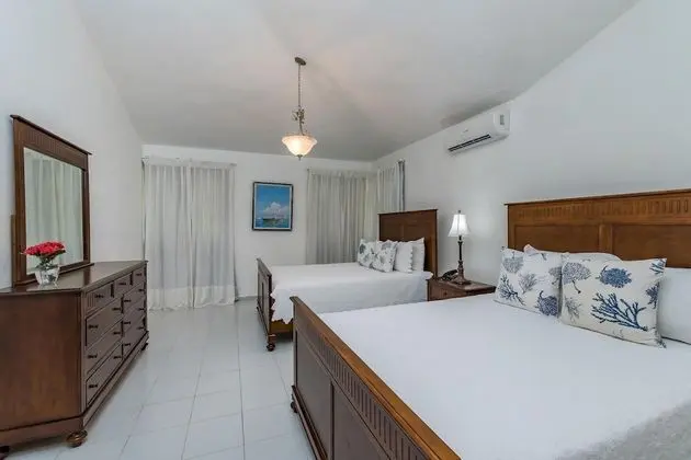 Casa de Campo Villa for Rent in Caribbean Style - With Pool Jacuzzi and Volleyball net - Oda
