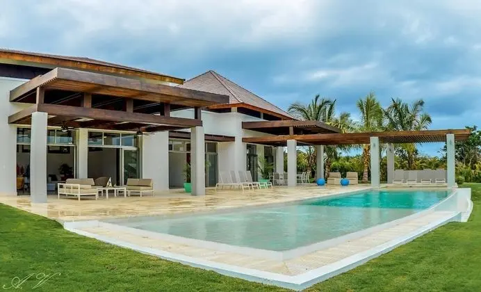 Casa de Campo Villa for Wedding or Private Events Superb Villa With Huge Lawn Pool Jacuzzi Golf Cart Chef Butler Maid