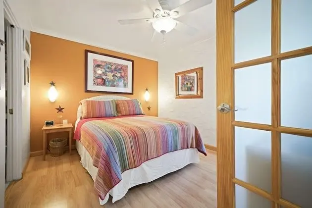Casa De Emdeko #326 - Oda