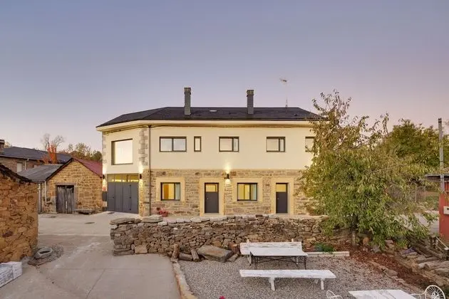 Casa de la Devesa de Sanabria