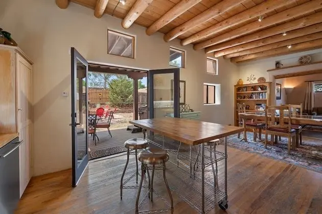 Casa de Lorenzo - Spacious Yard With Hot Tub and Fire Pit - Mutfak