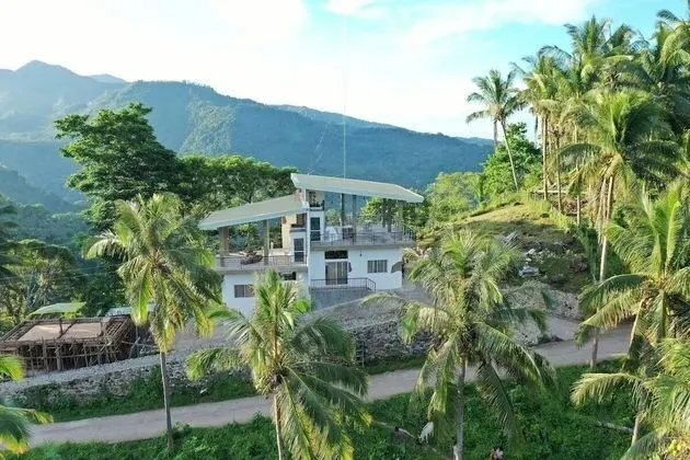 Casa de Pueblo Japanese shrine
