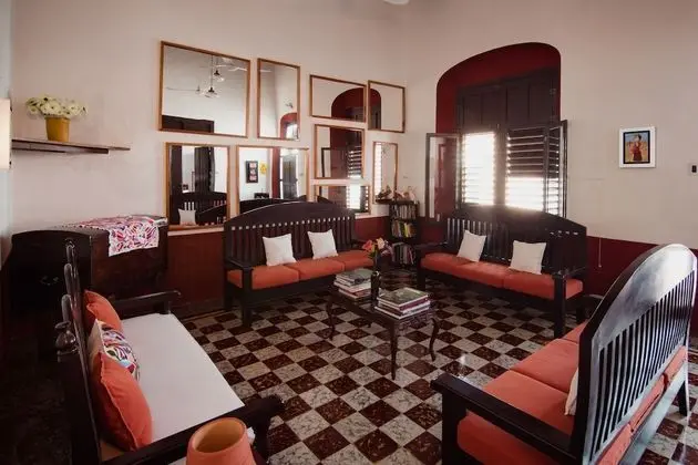 Casa de Zari B&B - Lobi