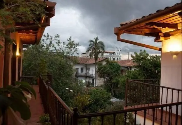 Hotel Casa Del Aguila