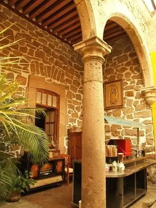 Hotel casa del Anticuario - Yerinde Yemek