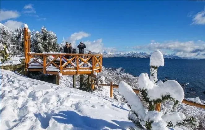 Casa del Lago Resort