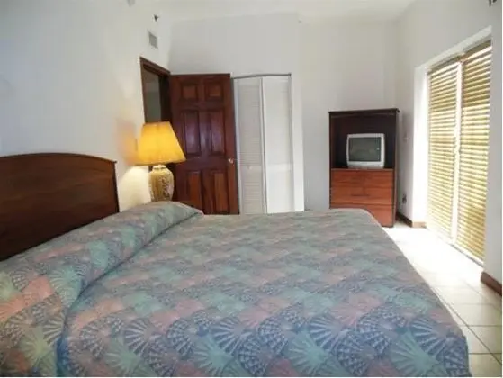Casa Del Sol Beach Resort