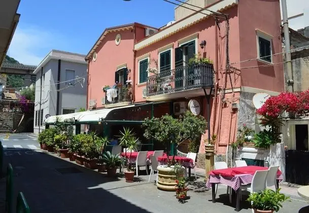 Casa di Paolo 50 mt From Beach