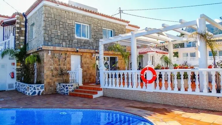 Hotel Casa Día y Noche