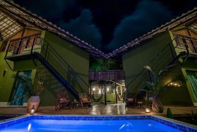 Casa do Arvoredo - casa com serviços - Havuz