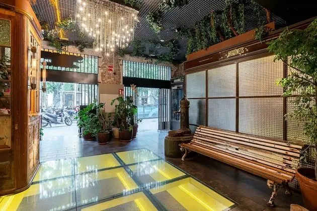 Casa Gracia Barcelona - Hostel - Lobi