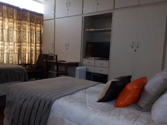 Casa Villa Guest House Carletonville - Suite 4 - Öne Çıkan Resim