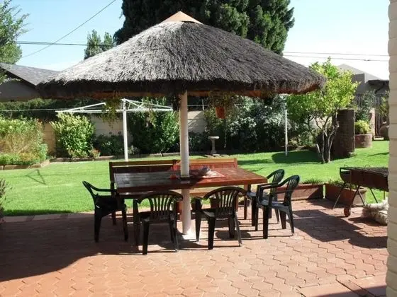 Casa Villa Guest House Carletonville - Suite 6 - Mülk Olanakları