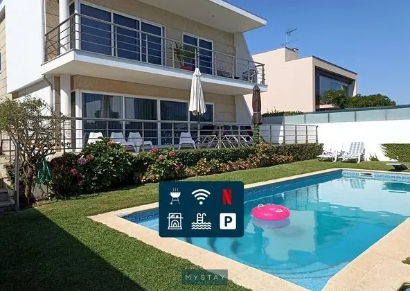 Casa Junto à Praia com Piscina Mystay - Öne Çıkan Resim
