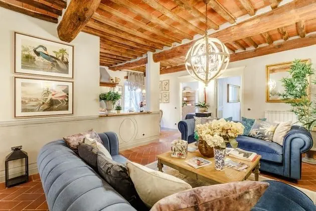 Casa Kathy Smart and Convenient Luxury 2 Bedrooms Apartment Inside the City Walls