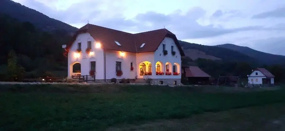 Casa Kiraly Vendeghaz - Dış Mekan