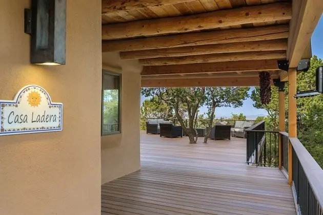 Casa Ladera - Enchanting Home, Nestled in Foothills With Spectacular Views