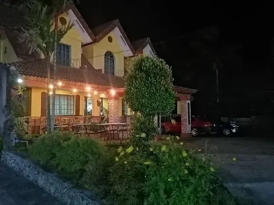 Casa Marcosa Hotel