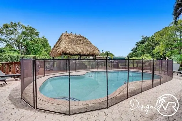 Casa Mila 7BR with Private Heated POOL - Havuz
