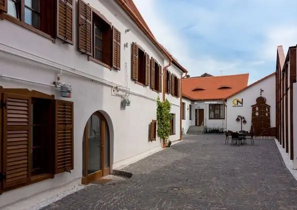 Casa Nicolae Luxury Suites - Lobi