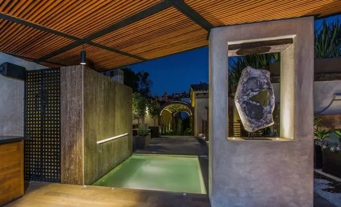 Casa No Name - Dış Mekan