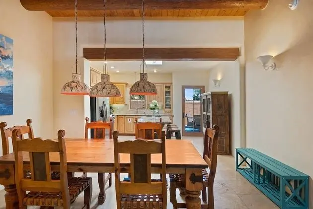 Casa Nona - Pristine Home in the Railyard District, Walk to The Plaza - Mutfak
