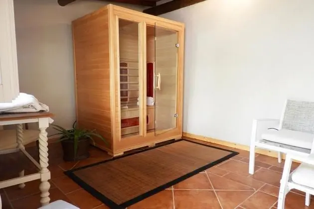 Casa Ortomaggiore With Pool Sauna - Oda