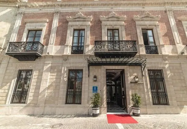 Casa Palacio María Luisa