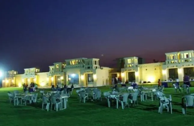 Casa Paradise Resort