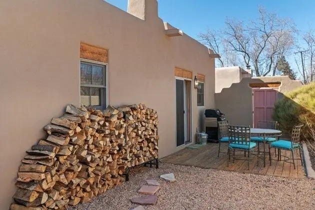 Casa Pico - Ideal Location, Fantastic Workspaces, Perfect Patio