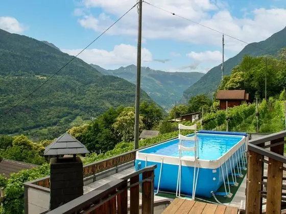 Casa Pina Malvaglia in Malvaglia - Oda