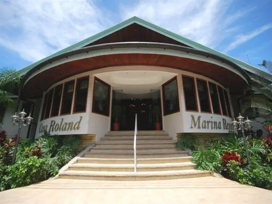 Casa Roland Marina Resort