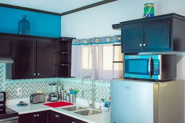 Casa Royale Guest Apartment - Mutfak
