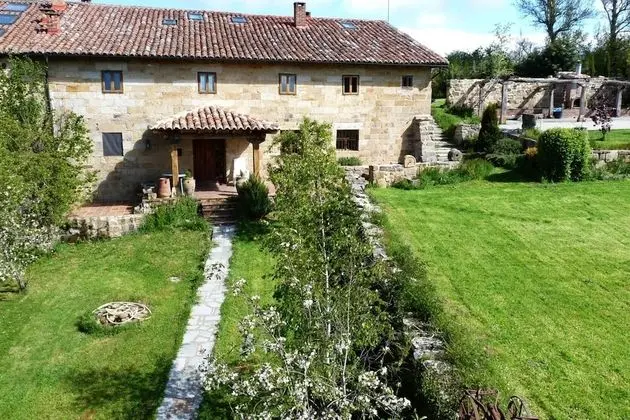 Casa Rural Los Abedules - Casas Valrural